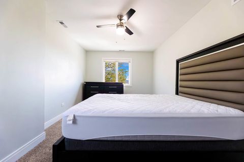 Tiny photo for 5606 S Parkside Avenue, Chicago, IL 60638 (MLS # 12627866)