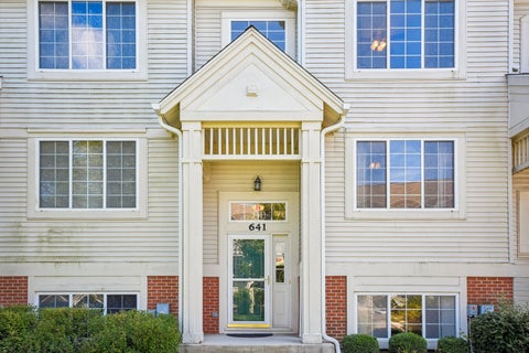 Tiny photo for 641 S Rosehall Lane, Round Lake, IL 60073 (MLS # 12781011)