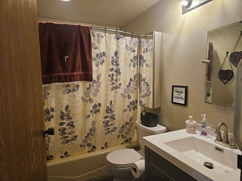 Tiny photo for 1404 17th Avenue, Viola, IL 61486 (MLS # 12609042)