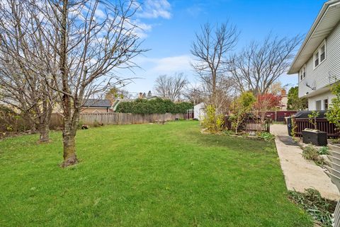 A home in Mount Prospect