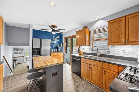 Tiny photo for 4940 Cornell Avenue, Downers Grove, IL 60515 (MLS # 12496981)