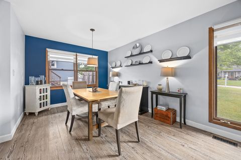 Tiny photo for 4940 Cornell Avenue, Downers Grove, IL 60515 (MLS # 12496981)