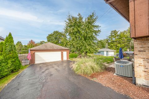 Tiny photo for 4940 Cornell Avenue, Downers Grove, IL 60515 (MLS # 12496981)