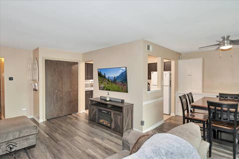 Tiny photo for 17713 Harlem Avenue #15, Tinley Park, IL 60477 (MLS # 12736631)