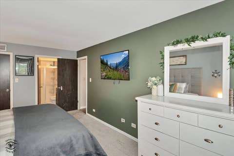 Tiny photo for 17713 Harlem Avenue #15, Tinley Park, IL 60477 (MLS # 12736631)