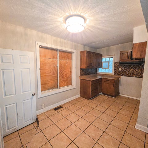 Tiny photo for 11566 S Lafayette Avenue, Chicago, IL 60628 (MLS # 12751890)