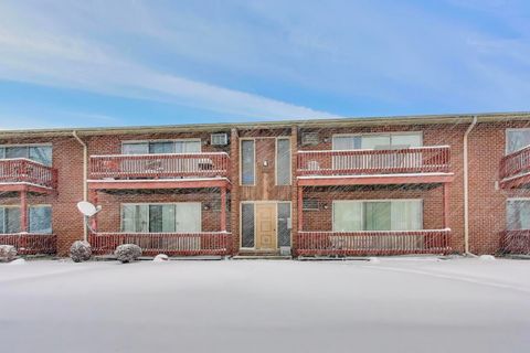 Photo of 553 N Carroll Parkway #2C, Glenwood, IL 60425 (MLS # 12627019)