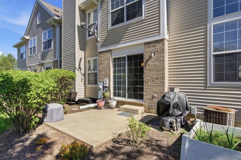 Tiny photo for 1679 Yellowstone Circle, Crystal Lake, IL 60014 (MLS # 12641671)