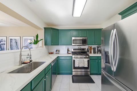 Tiny photo for 1679 Yellowstone Circle, Crystal Lake, IL 60014 (MLS # 12641671)