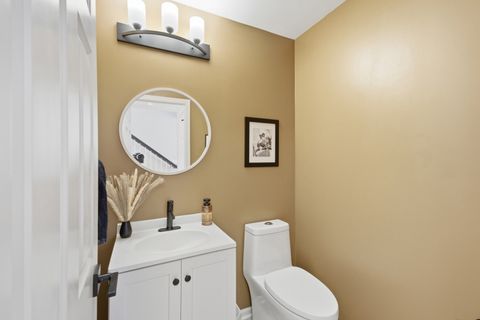 Tiny photo for 1679 Yellowstone Circle, Crystal Lake, IL 60014 (MLS # 12641671)