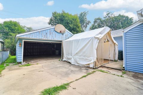 Tiny photo for 2206 Hawk Lane, Rolling Meadows, IL 60008 (MLS # 12709741)