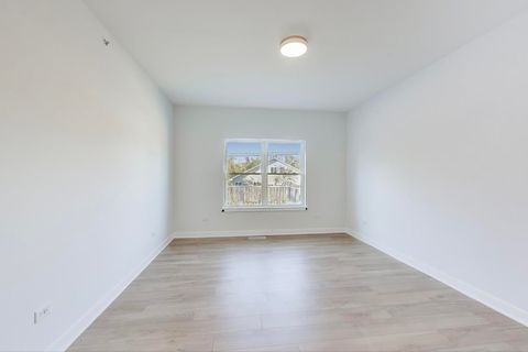 Tiny photo for 805 W Poplar Street, Palatine, IL 60067 (MLS # 12622502)