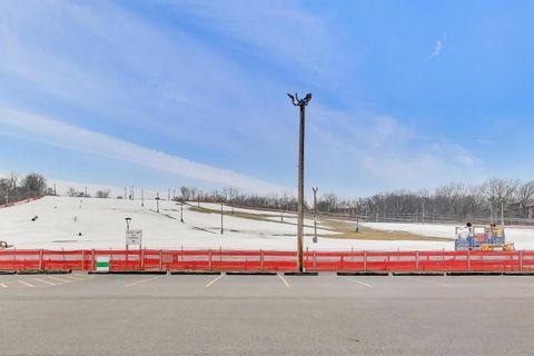 Tiny photo for 1615 Maple Terrace #115-1L, Lisle, IL 60532 (MLS # 12580564)