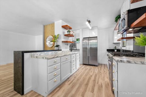 Tiny photo for 1354 Dakota Drive, Elgin, IL 60120 (MLS # 12480357)