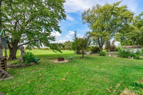 Tiny photo for 1354 Dakota Drive, Elgin, IL 60120 (MLS # 12480357)