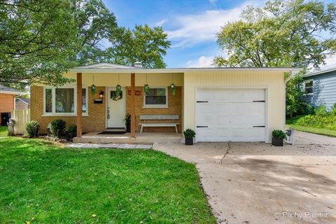 Photo of 1354 Dakota Drive, Elgin, IL 60120 (MLS # 12480357)