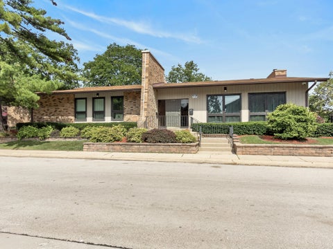 Tiny photo for 1042 E Randville Drive, Palatine, IL 60074 (MLS # 12762798)