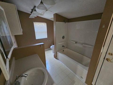 Tiny photo for 1024 Tolle Road, Mt Vernon, IL 62864 (MLS # 12601690)