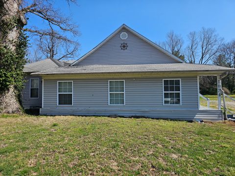 Photo of 1024 Tolle Road, Mt Vernon, IL 62864 (MLS # 12601690)