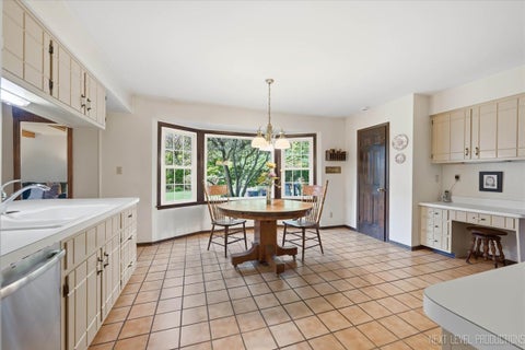 Tiny photo for 18 N Andover Lane, Geneva, IL 60134 (MLS # 12776724)