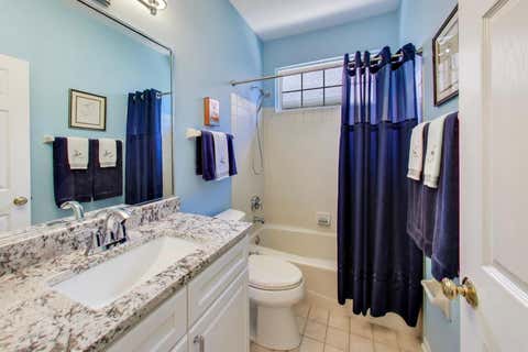 Tiny photo for 1701 Astor Avenue, Oakbrook Terrace, IL 60181 (MLS # 12670596)
