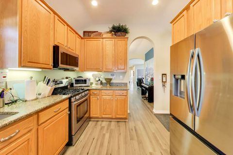 Tiny photo for 1701 Astor Avenue, Oakbrook Terrace, IL 60181 (MLS # 12670596)