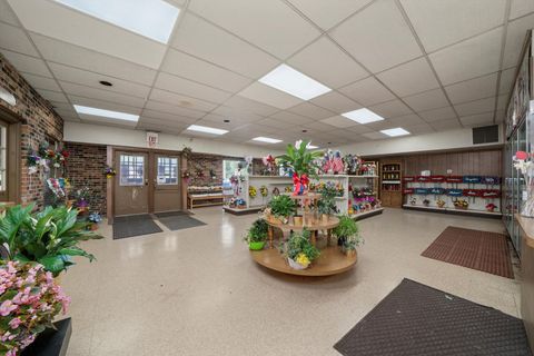 Tiny photo for 7117 S Roberts Road, Bridgeview, IL 60455 (MLS # 12434218)