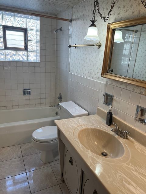 Tiny photo for 5200 GALITZ Street #105, Skokie, IL 60077 (MLS # 12515530)