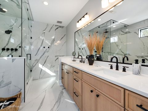 Tiny photo for 2902 N Seeley Avenue, Chicago, IL 60618 (MLS # 12487920)