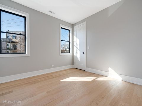 Tiny photo for 2902 N Seeley Avenue, Chicago, IL 60618 (MLS # 12487920)