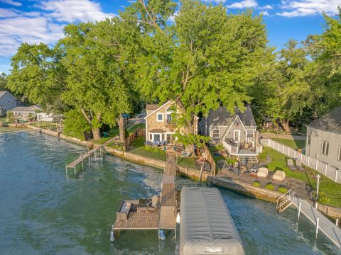 Tiny photo for 68 LAKE Lane, Fox Lake, IL 60020 (MLS # 12685152)