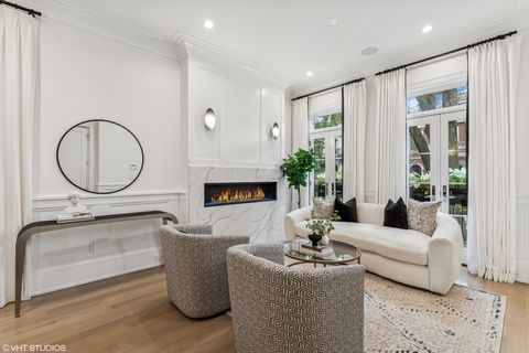 Tiny photo for 1963 N Dayton Street, Chicago, IL 60614 (MLS # 12373087)