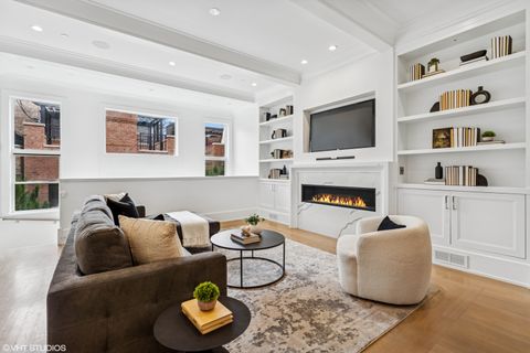 Tiny photo for 1963 N Dayton Street, Chicago, IL 60614 (MLS # 12373087)