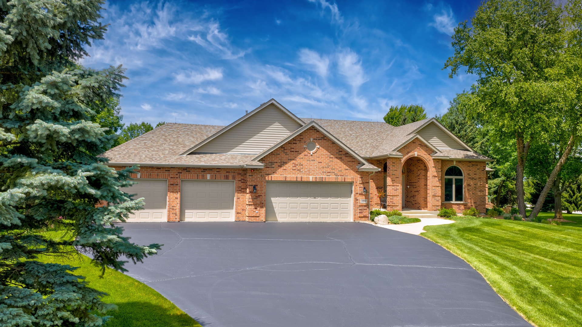 10907 Red Hawk Lane