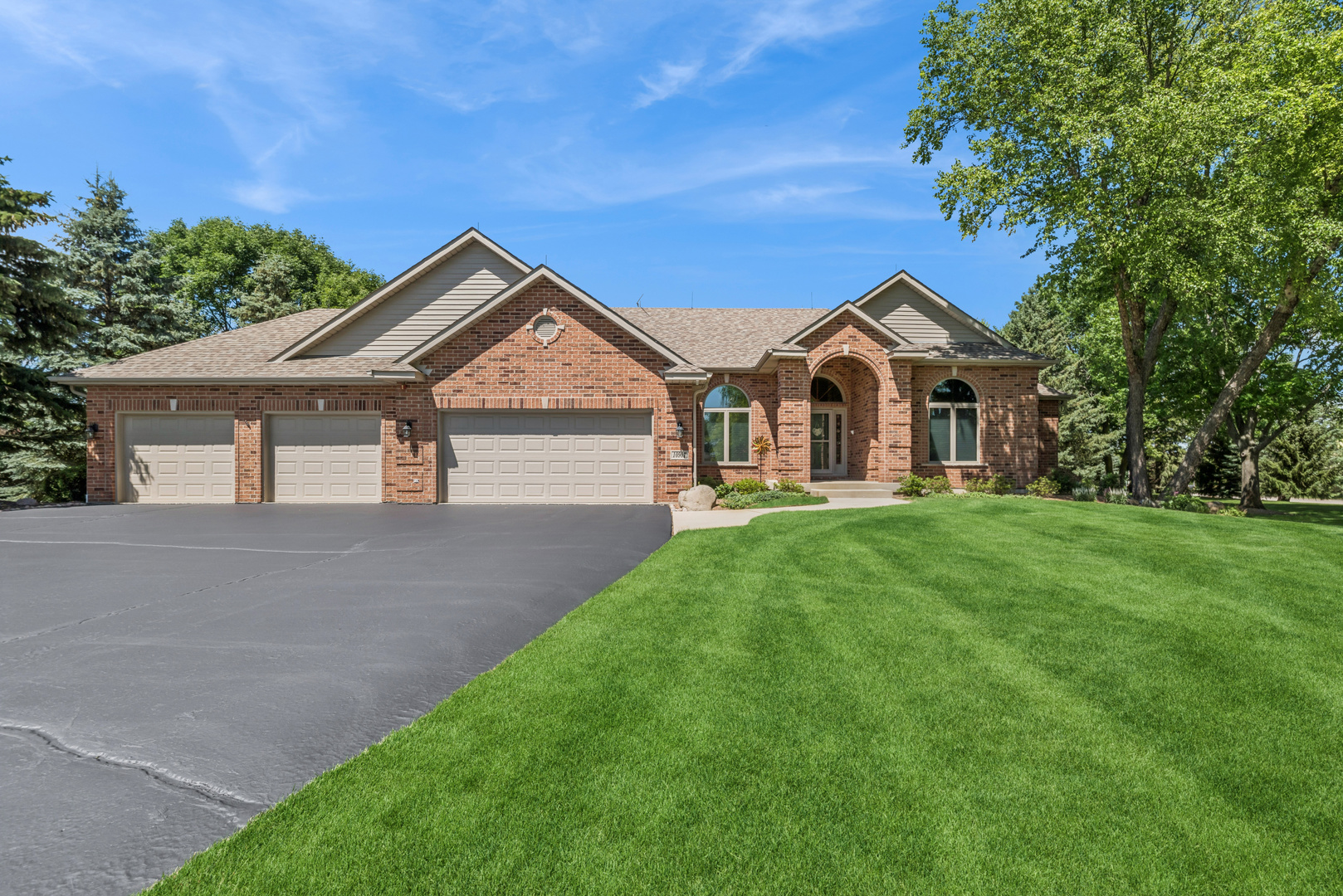 10907 Red Hawk Lane