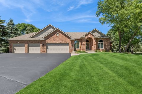 Tiny photo for 10907 Red Hawk Lane, Spring Grove, IL 60081 (MLS # 12667377)
