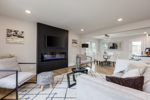 Tiny photo for 9132 Lincolnwood Drive, Evanston, IL 60203 (MLS # 12629188)