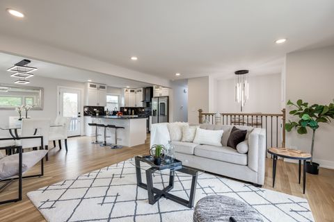 Tiny photo for 9132 Lincolnwood Drive, Evanston, IL 60203 (MLS # 12629188)