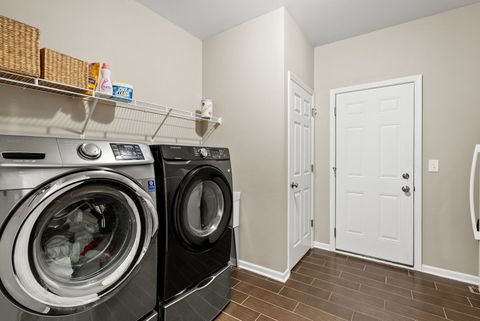 Tiny photo for 428 E Frontier Drive, Minooka, IL 60447 (MLS # 12556093)