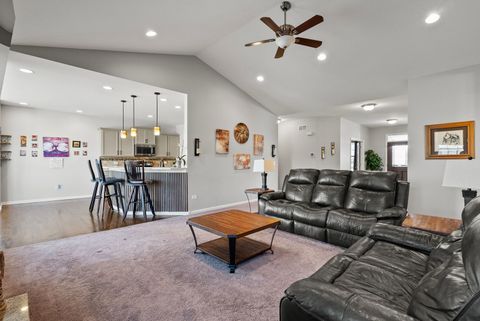 Tiny photo for 428 E Frontier Drive, Minooka, IL 60447 (MLS # 12556093)