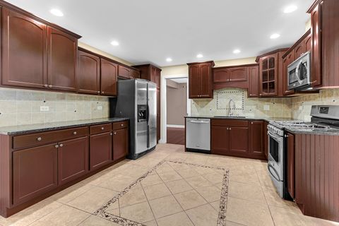 Tiny photo for 15114 Lilac Court, Orland Park, IL 60462 (MLS # 12586643)