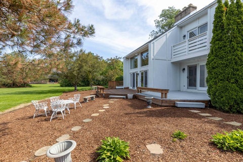 Tiny photo for 11 LAKE VIEW Road, Hawthorn Woods, IL 60047 (MLS # 12667490)