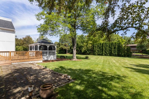 Tiny photo for 11 LAKE VIEW Road, Hawthorn Woods, IL 60047 (MLS # 12667490)