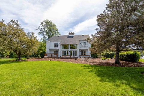 Tiny photo for 11 LAKE VIEW Road, Hawthorn Woods, IL 60047 (MLS # 12667490)