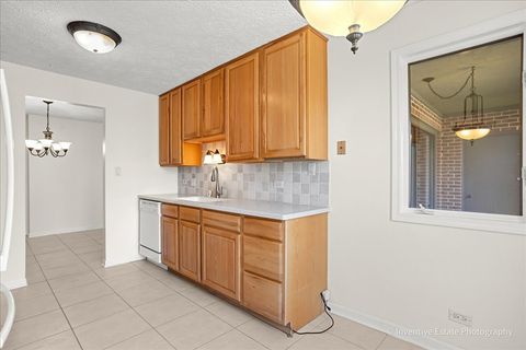 Tiny photo for 86 Canterbury Court #277, Palos Heights, IL 60463 (MLS # 12601972)