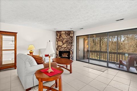 Tiny photo for 86 Canterbury Court #277, Palos Heights, IL 60463 (MLS # 12601972)