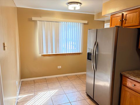 Tiny photo for 9802 Bianco Terrace #1A, Des Plaines, IL 60016 (MLS # 12595719)