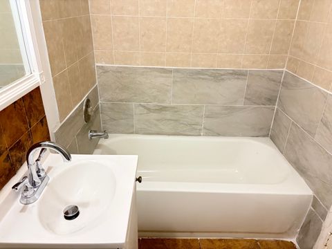 Tiny photo for 9802 Bianco Terrace #1A, Des Plaines, IL 60016 (MLS # 12595719)