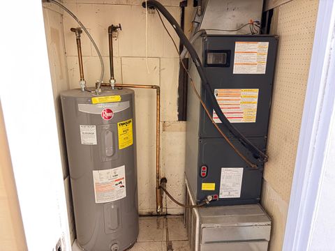 Tiny photo for 9802 Bianco Terrace #1A, Des Plaines, IL 60016 (MLS # 12595719)