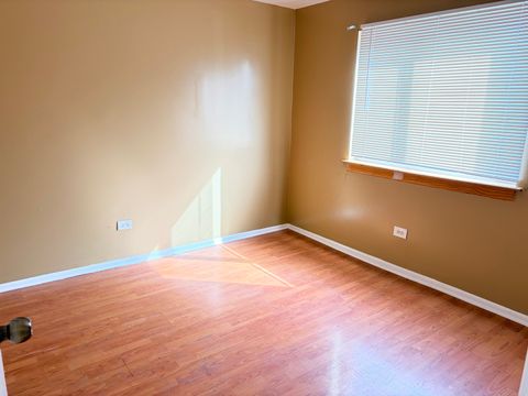 Tiny photo for 9802 Bianco Terrace #1A, Des Plaines, IL 60016 (MLS # 12595719)